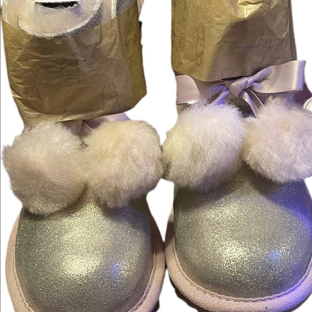 UGG Gita bootie. Size 1